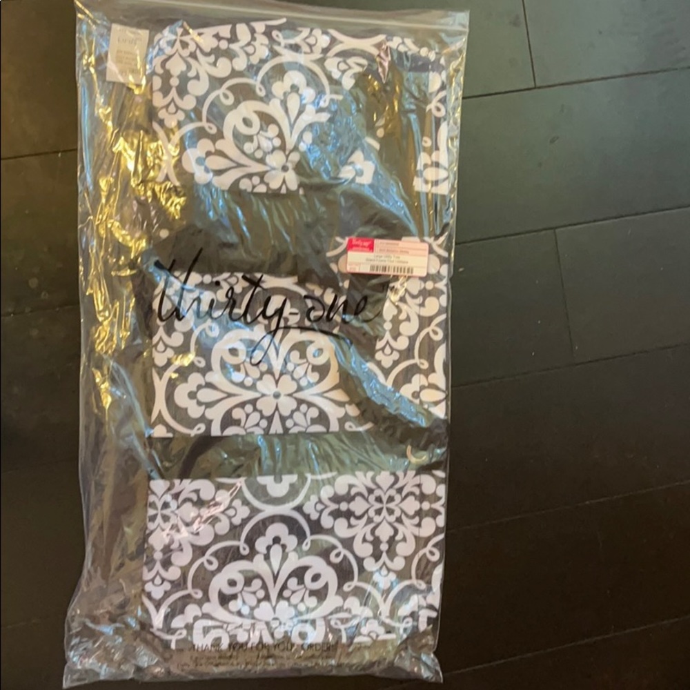 Brand new large utility tote
